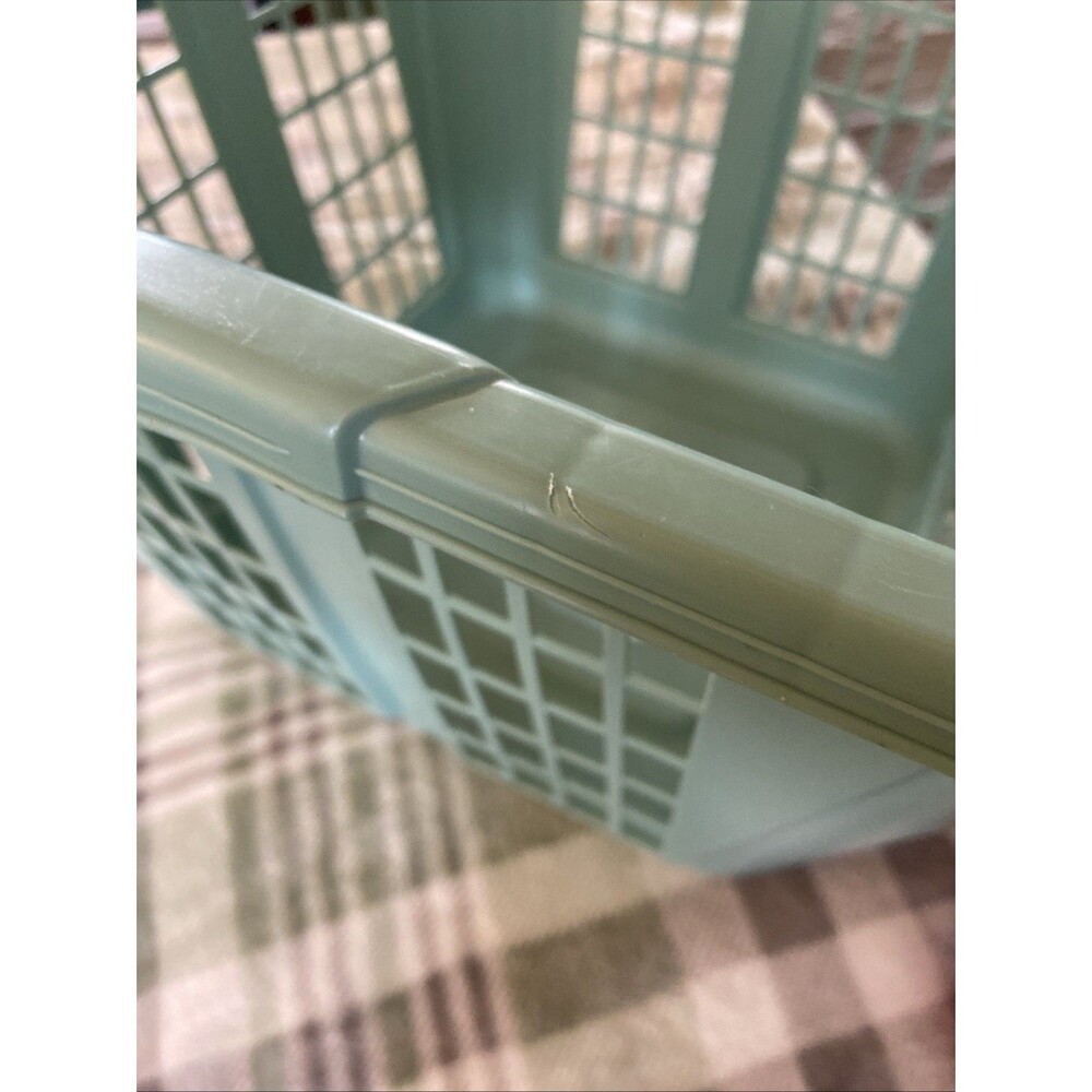 VTG 1987 Rubbermaid Laundry Basket 3/4 Bushel Model 2972  Made In USA - Picture 15 of 16